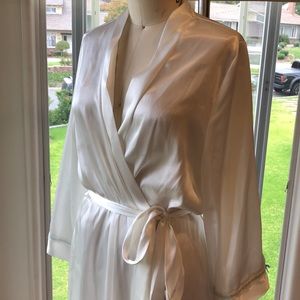 Satin robe for bride / wedding
